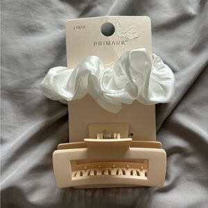 Primark Silk White Scrunchie and Cream Claw Clip Set NWT